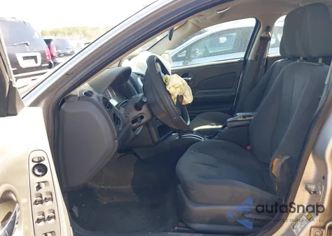 2005 Pontiac Grand Prix из США, поврежденный, VIN 2G2WP522751141598